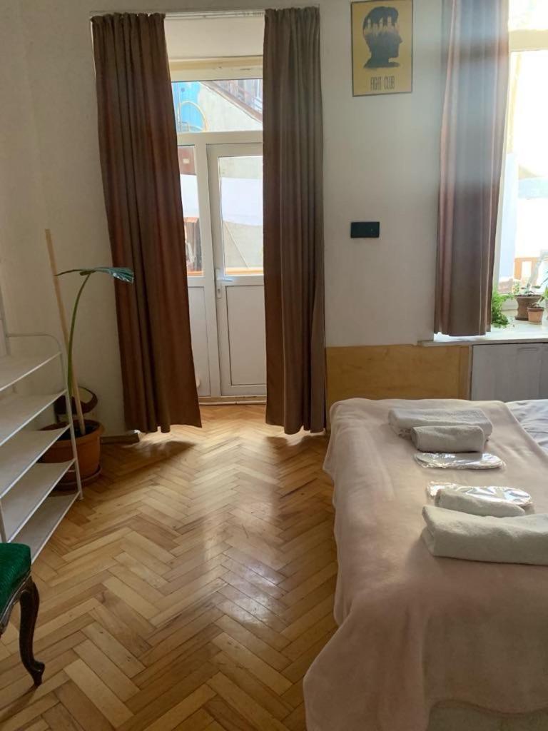 Leila Apartment Tbilisi Eksteriør billede