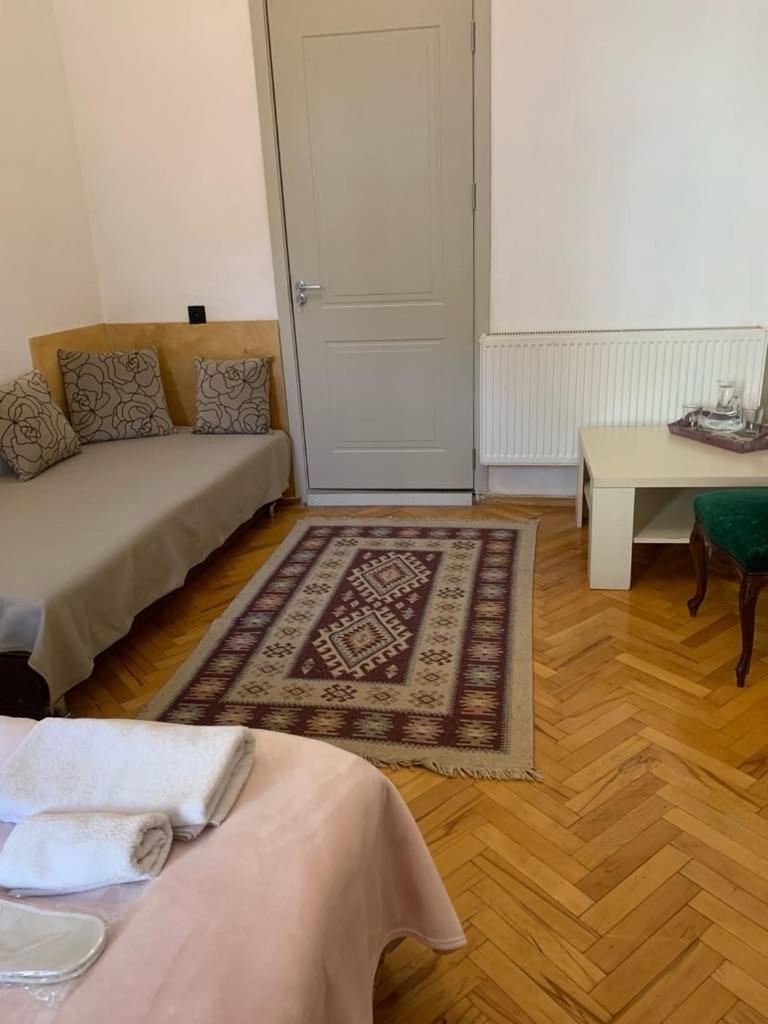 Leila Apartment Tbilisi Eksteriør billede